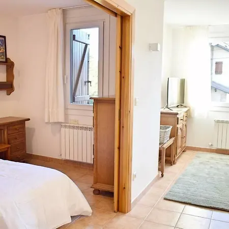 Apartament La Tosquera Jardin Comun Y Rutas Por Pirineos
